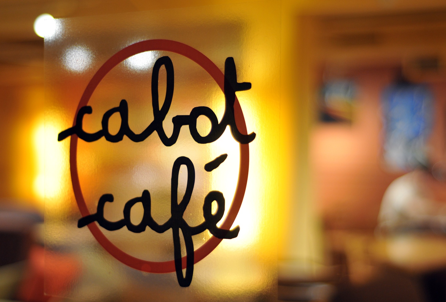 Cabot Cafe is a centerpiece of undergraduate life in the Radcliffe Quadrangle. Nestled in the basement of Cabot House, it is staffed and run by undergraduates and open until 1 a.m. Saturday through Thursday, making it a perfect late-night study or hangout spot.